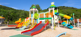 津野町西運動公園（児童公園）